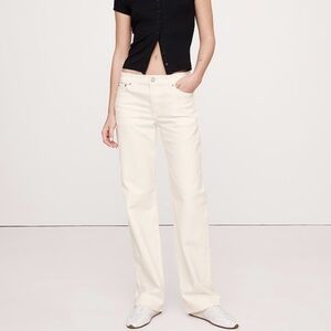 NWT. Banana Republic Women's Vintage Stretch Boot Cut Jeans - Cream